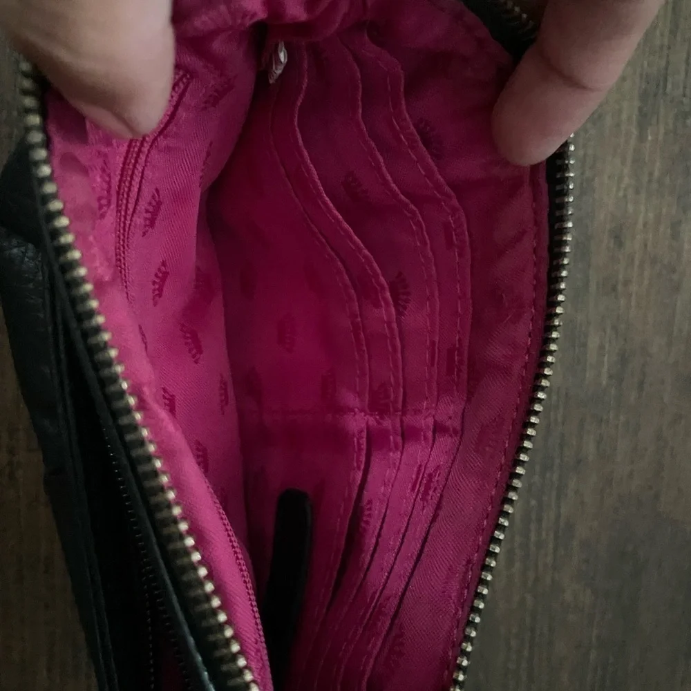 Juicy Couture wristlet
